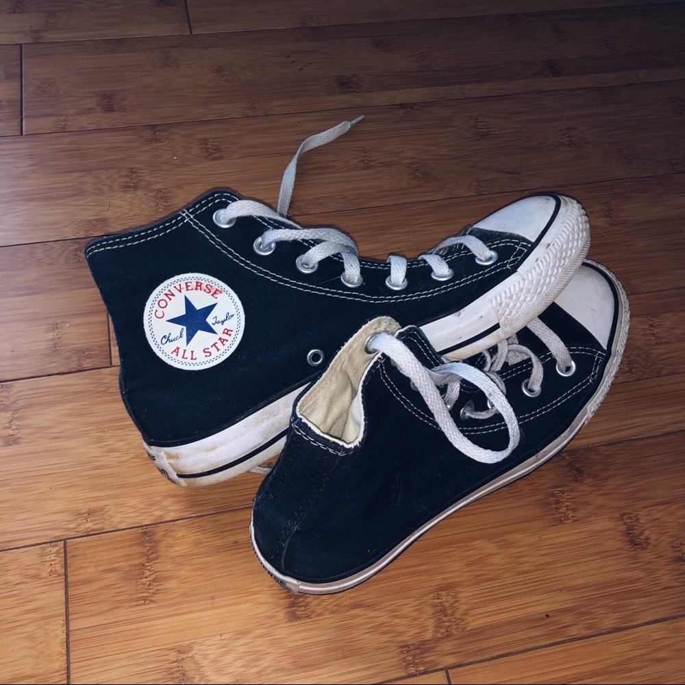 Black Converse